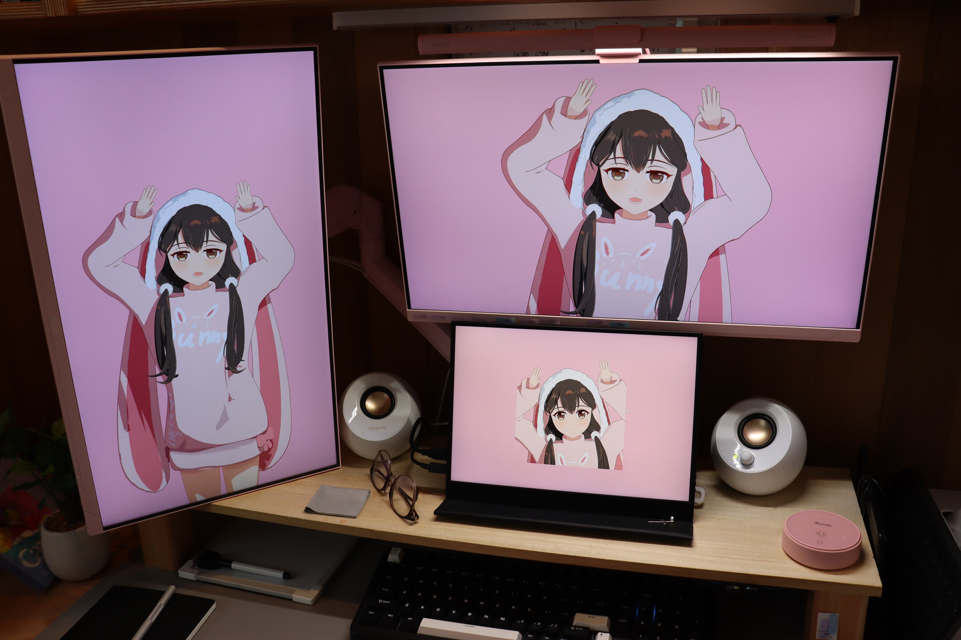 うさみみパーカーちゃん In use